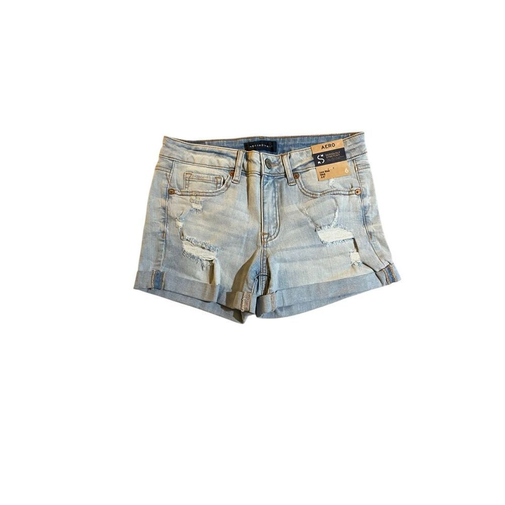 NWT Aero women’s seriously stretch, low rise, midi distressed shorts 6